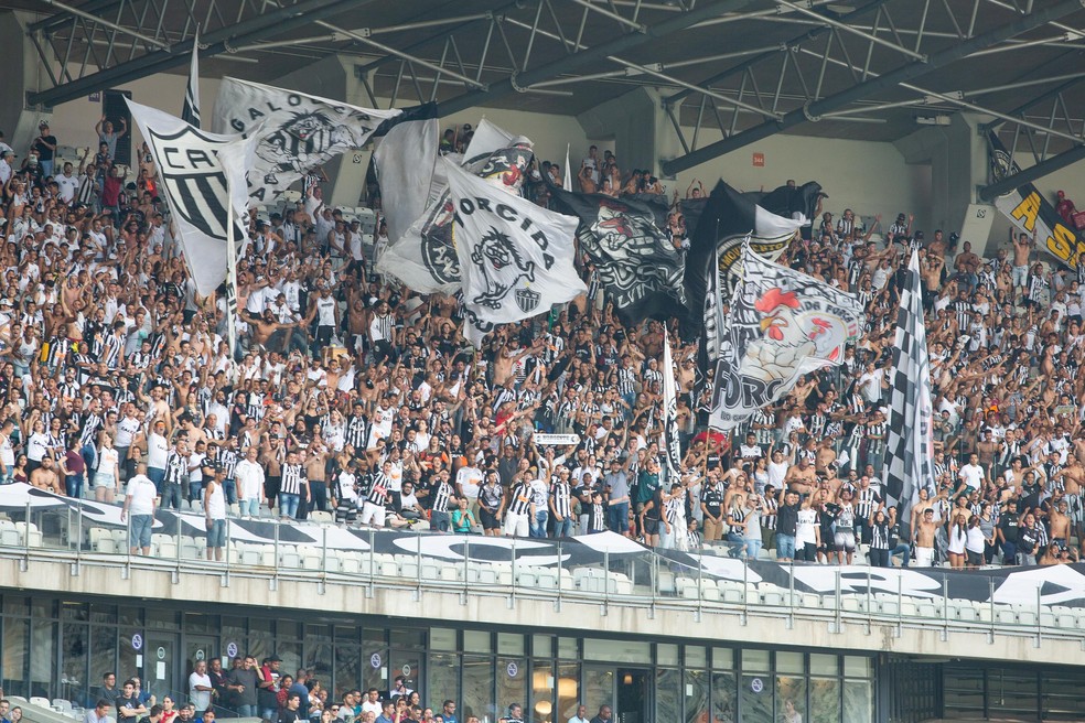 Torcida do Galo era visitante no clássico deste domingo no Mineirão — Foto: Giazi Cavalcante/Agência Estado