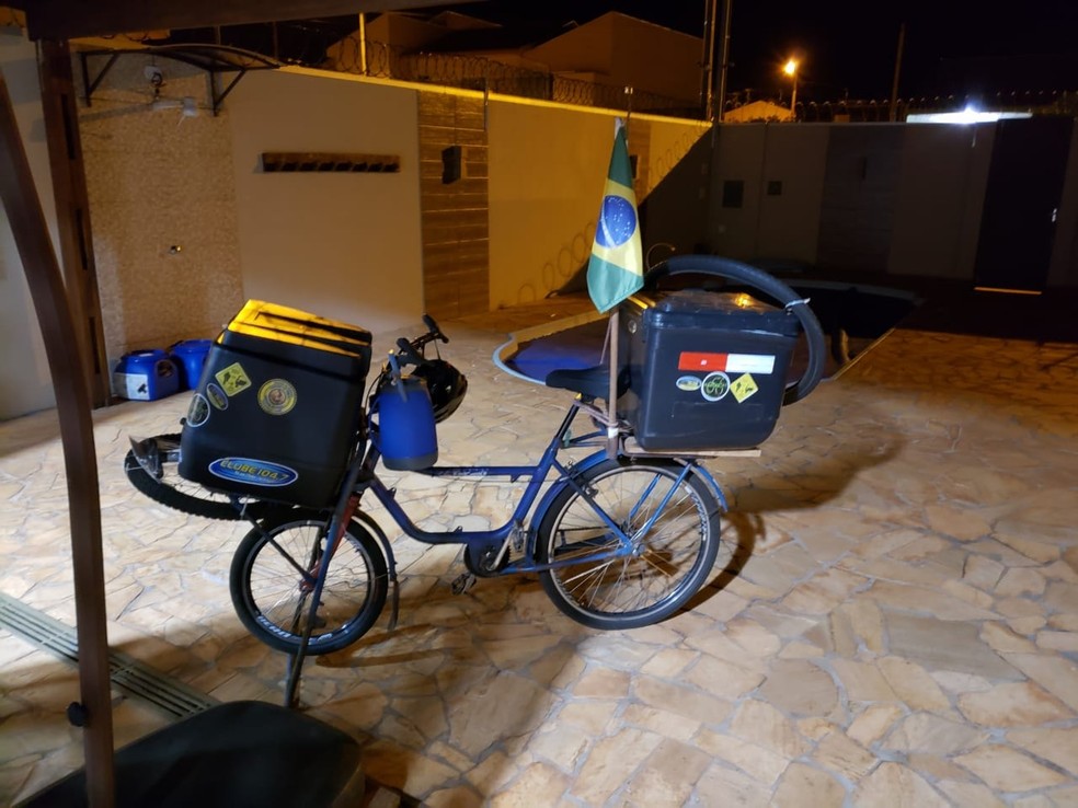 Ciclista de São Carlos que desistiu de viagem pela América do Sul coloca bicicleta a venda — Foto: Arquivo Pessoal