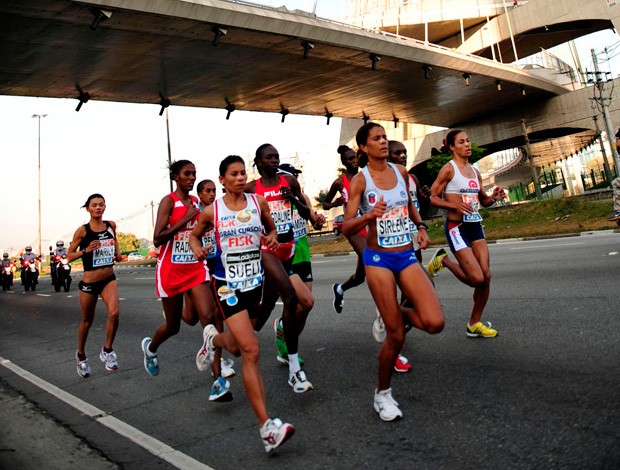 Pelotão de elite feminino Maratona de São Paulo  (Foto: Fábio Ura/ ZDL)