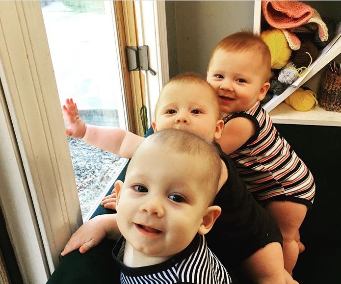 Os trigêmeos Oliver, Asher e Abel (Foto: Reprodução: Instagram )