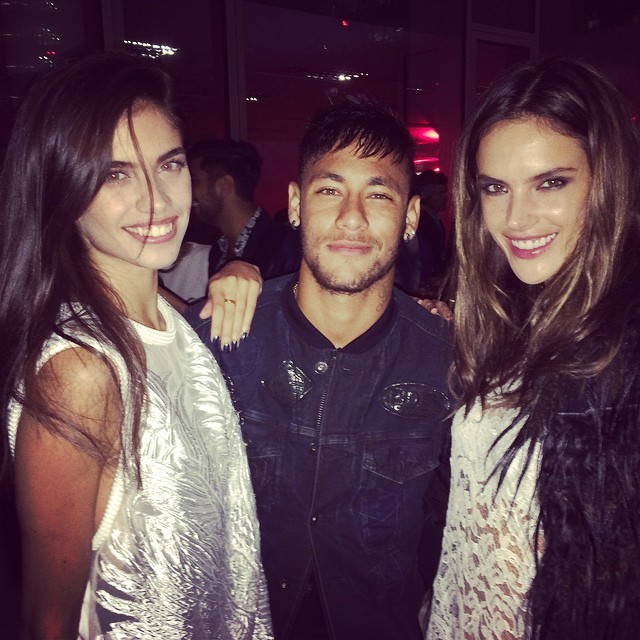 Sara Sam´paio, Neymar e Alessandra Ambrosio (Foto: Reprodução/Instagram)