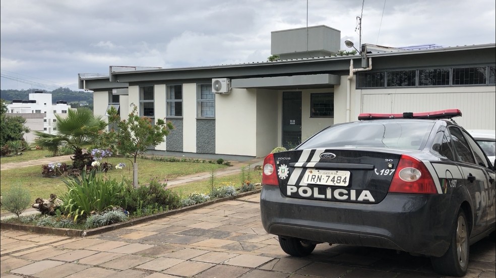 Polícia de Nova Prata vai investigar circunstâncias da morte de mulher que foi atropelada  — Foto: Tainara Alba/RBS TV