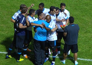 Grêmio espera fazer valer no Gre-Nal o aproveitamento de líder fora de casa