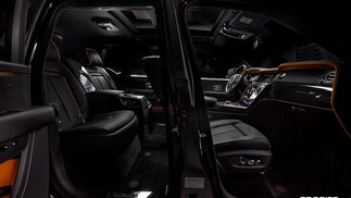 Interior do Cullinan Black Badge — Foto: Rolls-Royce Motor Cars São Paulo/Sposito Studios 