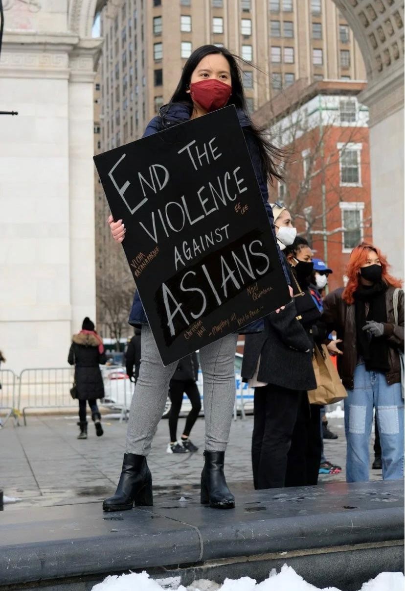 Violância contra asiáticos aumentou 1900% nos EUA (Foto: Reprodução/VogueUK)