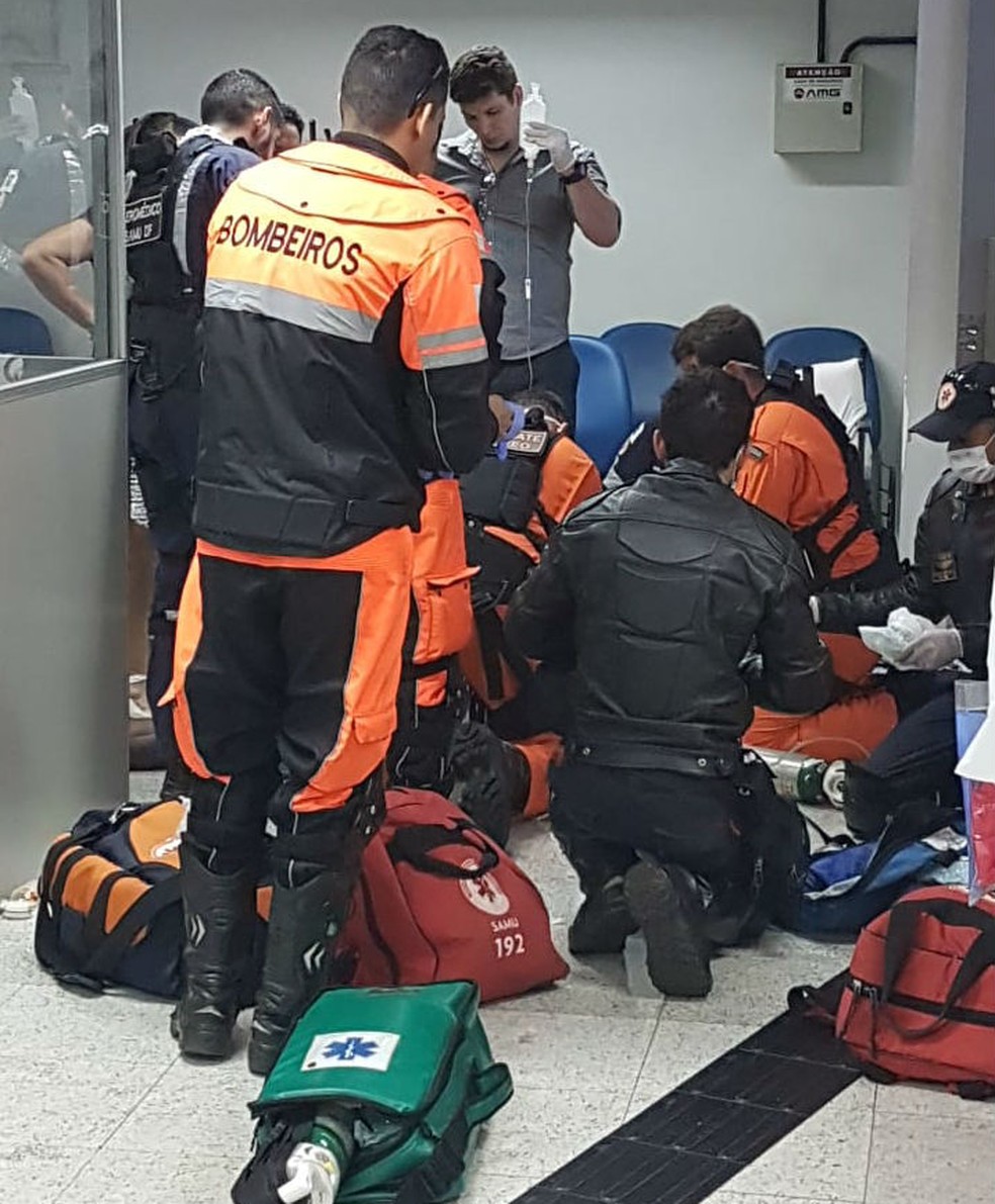 Bombeiros atendem homem que teve parada cardiorrespiratÃ³ria em agÃªncia do INSS em BrasÃ­lia â€” Foto: Arquivo pessoal