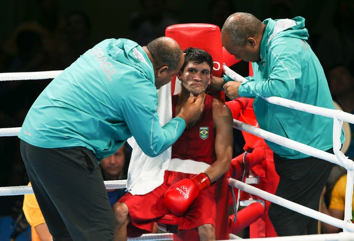 Julião Neto perde na estreia do boxe para americano Antonio Vargas (Foto: Saulo Cruz/ Exemplus/ COB)