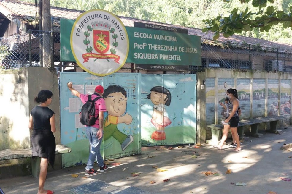 Pesquisa é feita para avaliar se pais, professores e alunos se sentem confortáveis com retorno de aulas presenciais — Foto: Divulgação/Prefeitura de Santos