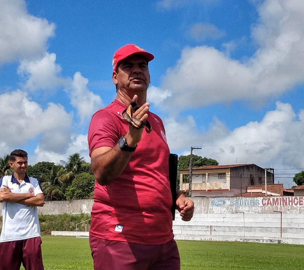 Moacir Júnior estreia nesta quarta-feira no comando do América-RN — Foto: Canindé Pereira/América FC