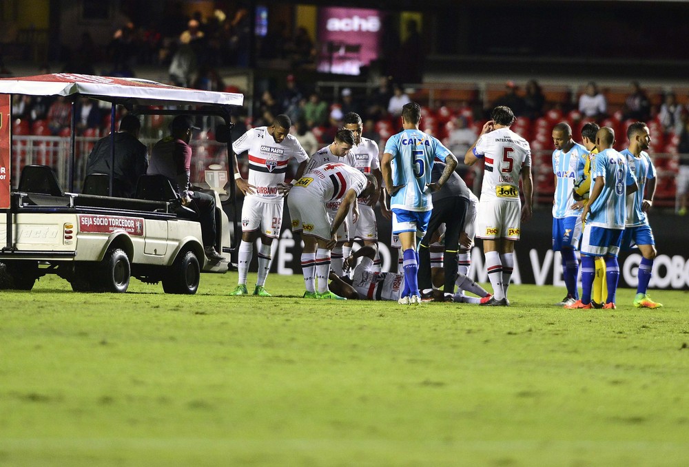 Preocupado em perder Thiago Mendes; veja como Ceni pode montar o SP para o clássico