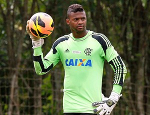 Felipe espera pressão forte na Fonte Nova e elogia a torcida do Bahia