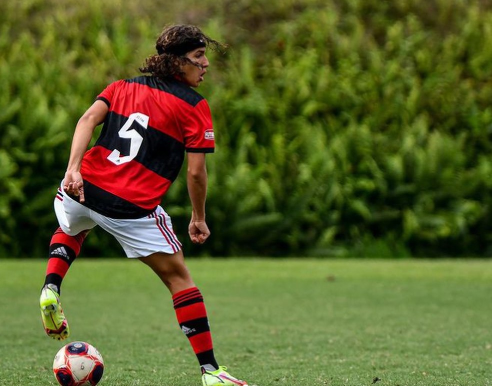 Khauan, destaque da base do Flamengo é terceira geração de jogadores na família