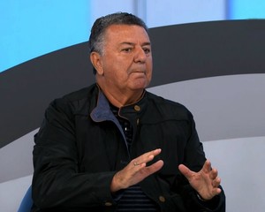 OFF - Arnaldo critica análise oficial de arbitragem da CBF: É um tiro no pé