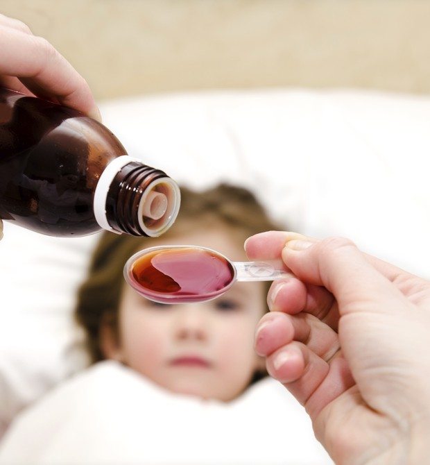 remedio criança febre  (Foto: Thinkstock)