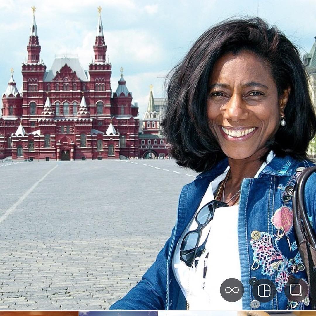 Gloria Maria durante viagem pela Rússia há 18 anos (Foto: Reprodução/Instagram)