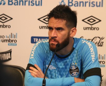 M. Oliveira admite tristeza, mas pede novo foco para Grêmio esquecer final