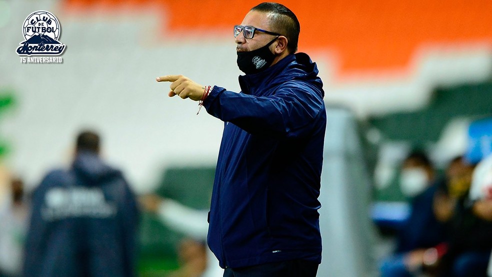 Antonio Mohamed, enquanto técnico do Monterrey — Foto: Divulgação/Monterrey
