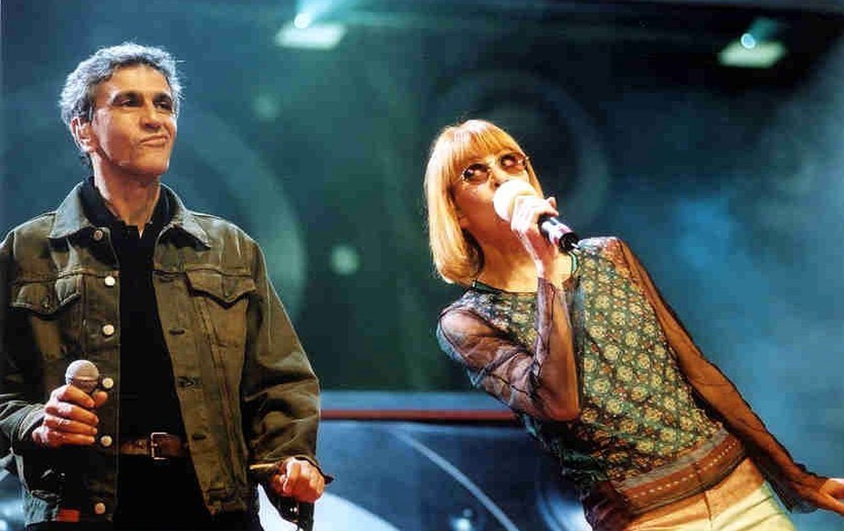 Caetano Veloso e Rita Lee em show no ano 2000