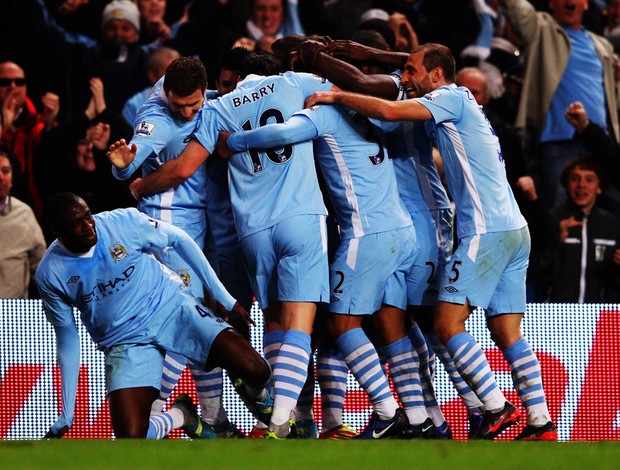 City perde para o Chelsea em jogo confuso