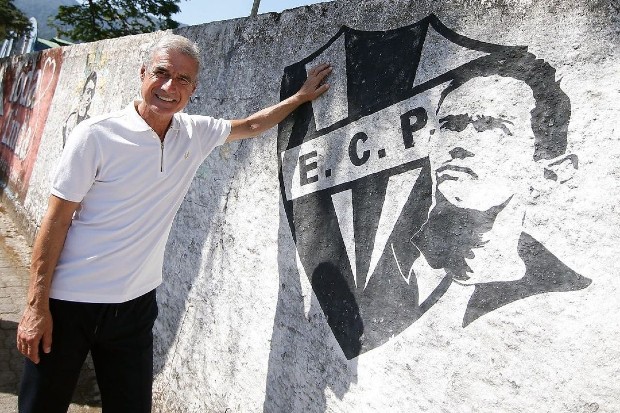 Técnico Luís Castro visita município de Magé, que foi lar de Garrincha (Foto: Vitor Silva/Botafogo)