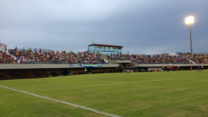 Estádio Nilton Santos registrou o maior público na primeira rodada: 995 pagantes (Foto: Fabrício Soveral/GloboEsporte.com)