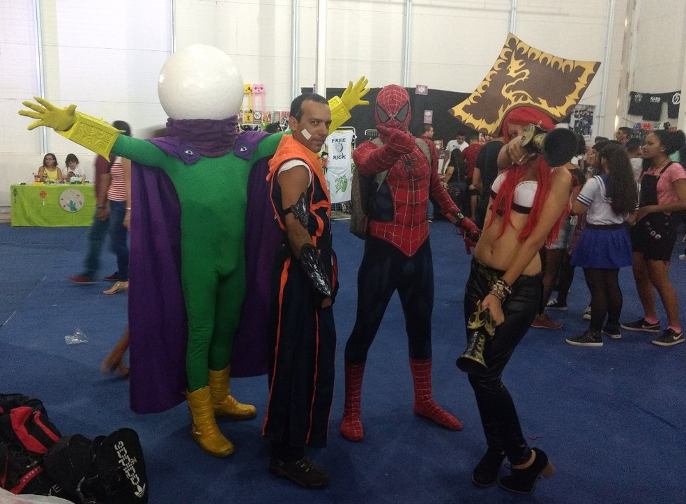 Amantes da cultura pop se reuniram fantasiados no Sakura Anime Fest, em Paulista (Foto: Pedro Alves/G1)