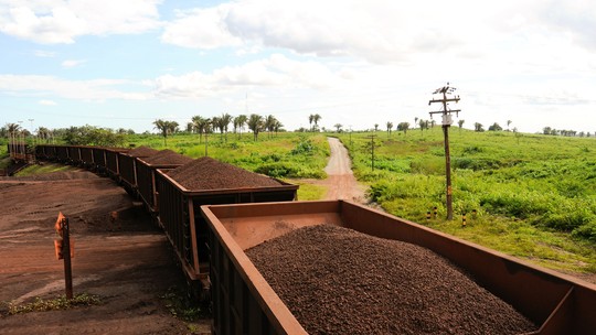 Brasil estaciona em 17% do comércio transoceânico de minério de ferro