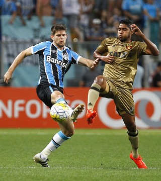Kannemann do Gremio elogia Pratto, mas ressalta:Não é tão alto, quanto parece