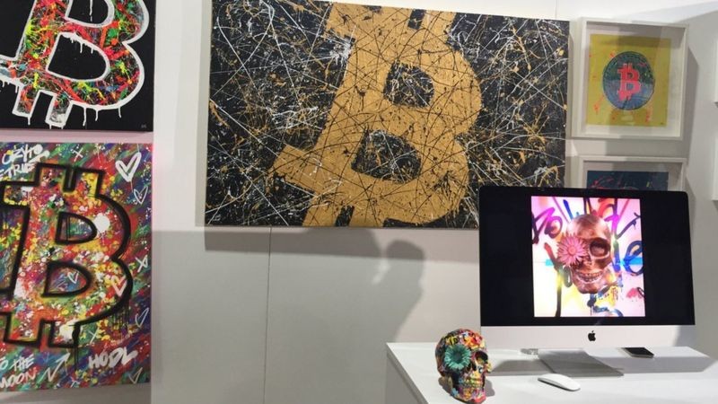 Os 'bitcoiners' dizem que fazem parte de um movimento que tem até expressões artísticas (Foto: via BBC News)