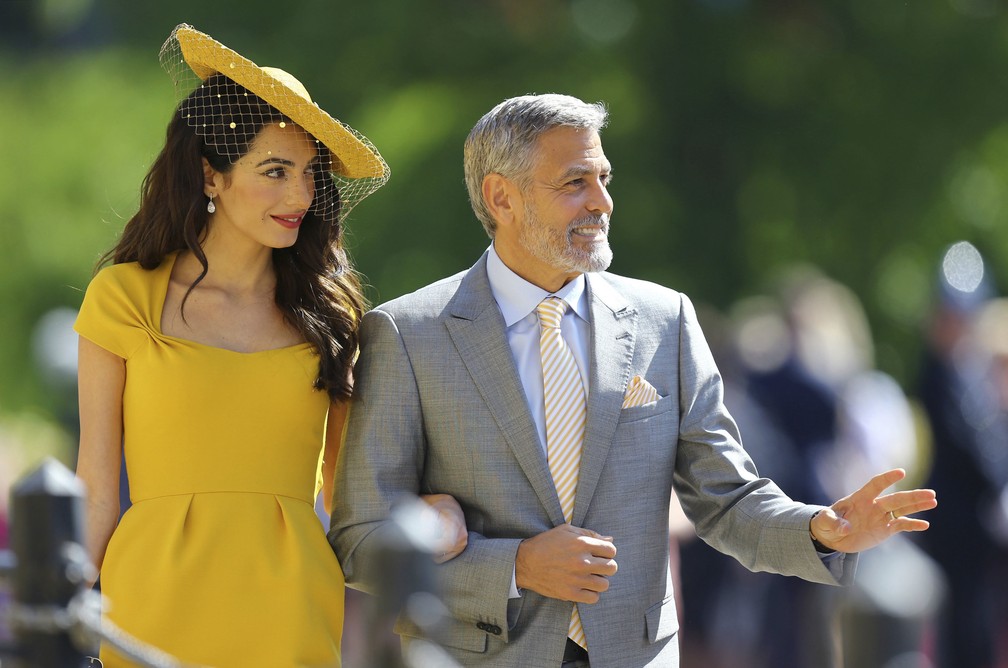 Amal Alamuddin e George Clooney chegam para o casamento real (Foto: Gareth Fuller/pool photo via AP)