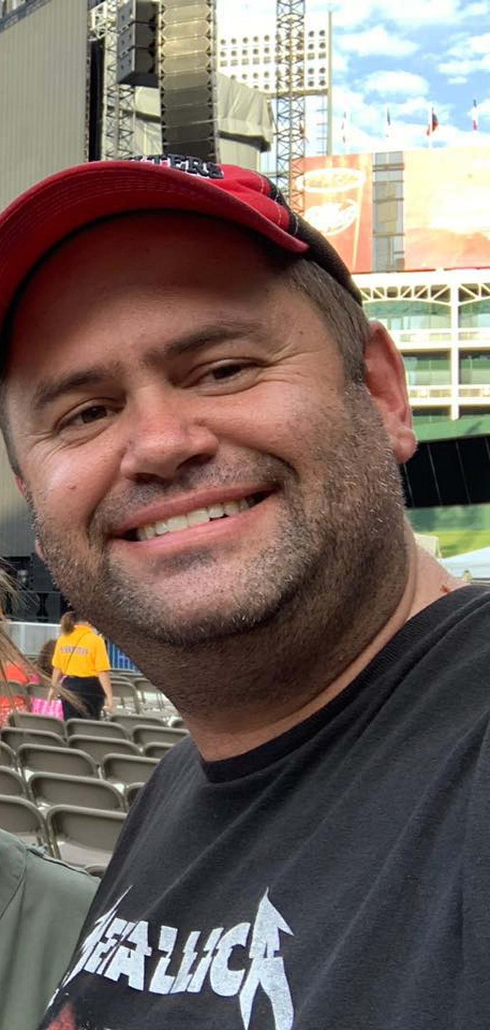 Joseph Griffith, 40 anos, pai de dois filhos e uma das vÃ­timas do ataque no Ãºltimo sÃ¡bado (31), no Texas. â€” Foto: ReproduÃ§Ã£o/Facebook Becky Griffith