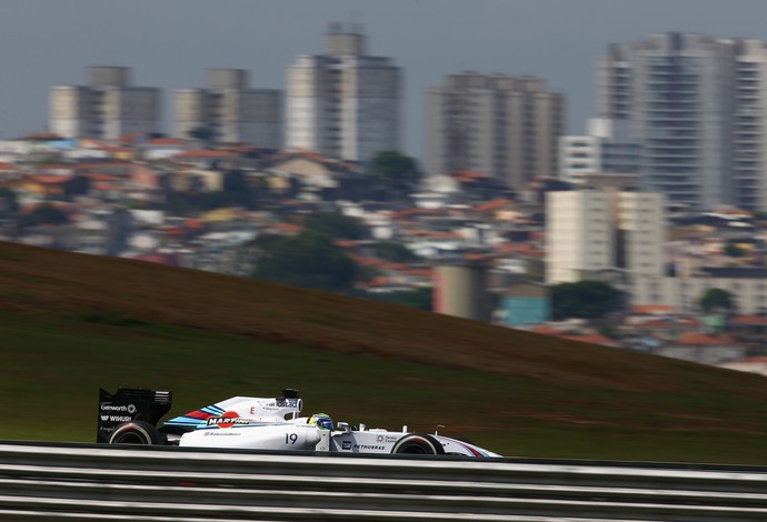 Felipe Massa em ação no GP do Brasil, em Interlagos (Foto: Getty Images)