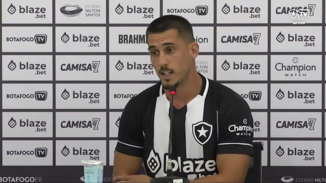 Gabriel Pires fala da relação com o Botafogo e idolatria a Dodô