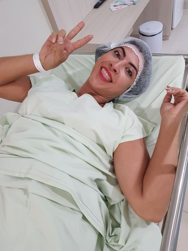 Priscila Pires mostra resultado após cirurgia (Foto: Reprodução)