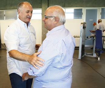 Sem verba, Grêmio quer usar créditos com outros clubes para trazer reforços