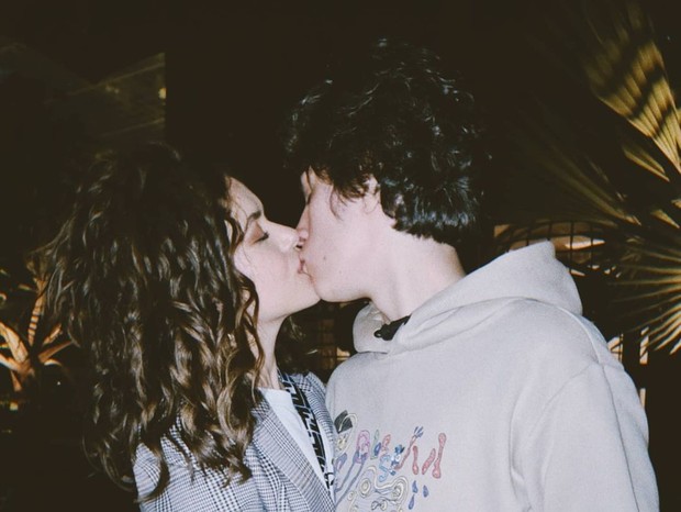 Maisa e o namorado (Foto: Reprodução/Instagram)