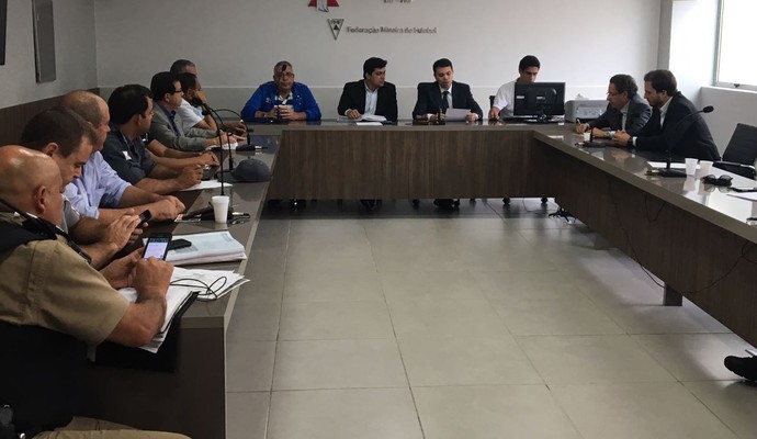 Clássico no Mineirão terá restrições à torcida do Galo e 90% de cruzeirenses