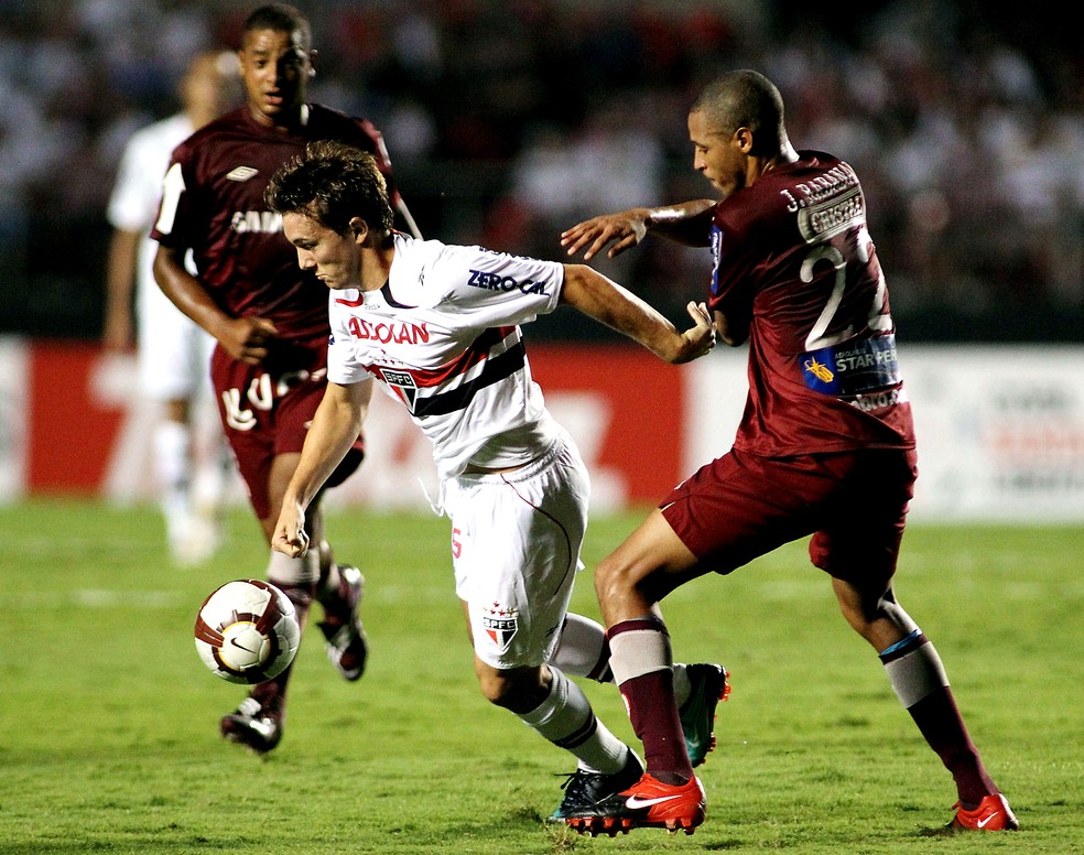 Dagoberto brilhou pelo São Paulo, onde foi bicampeão brasileiro (Foto: Agência AFP)