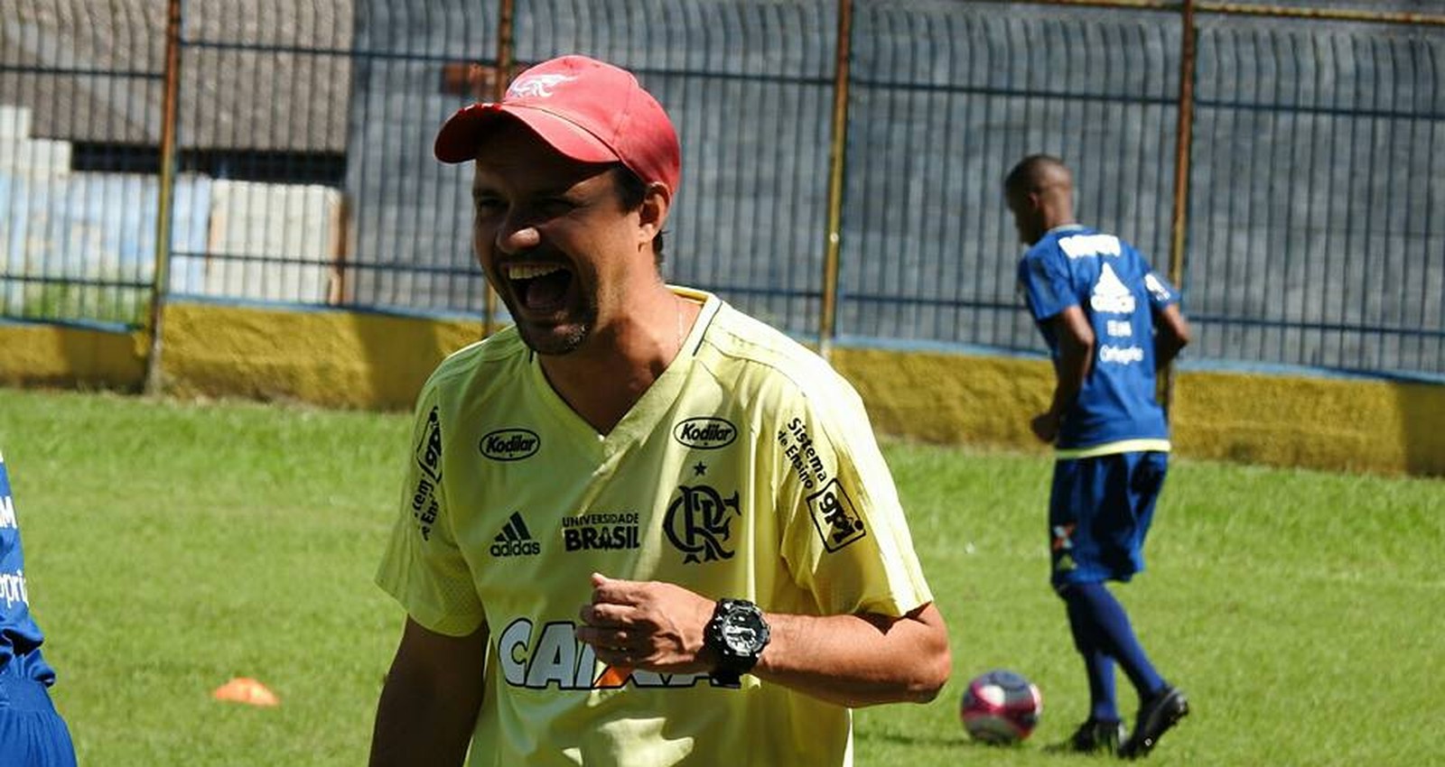 Nas oitavas da Copinha, técnico do Fla celebra perda de jogadores para Carpegiani
