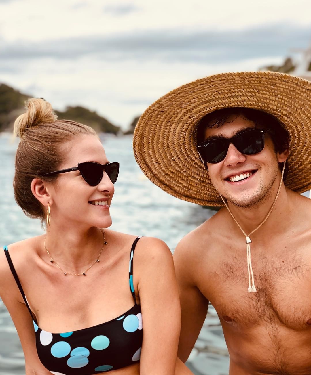 Hanna Romanazzi e Daniel Rangel em Angra dos Reis (Foto: Reprodução/Instagram)
