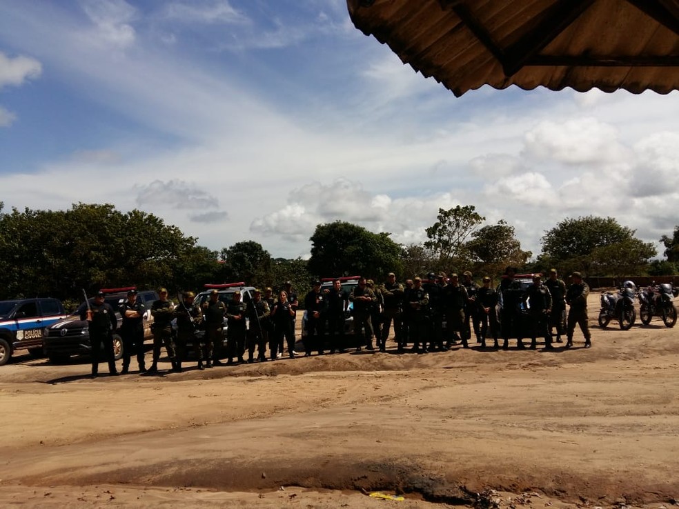 OperaÃ§Ã£o 'Strike' cumpriu mandados de prisÃ£o e de busca e apreensÃ£o em Monte Alegre (Foto: Policia Militar/DivulgaÃ§Ã£o)