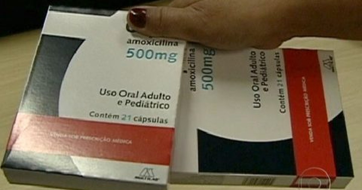 Bom Dia Brasil - Mesmo com lei em vigor, farm&aacute;cias de MG vendem antibi&oacute;ticos  sem receita