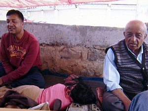 Pai da professora Bebina Panthee, que está no Nepal (Foto: Reprodução EPTV)