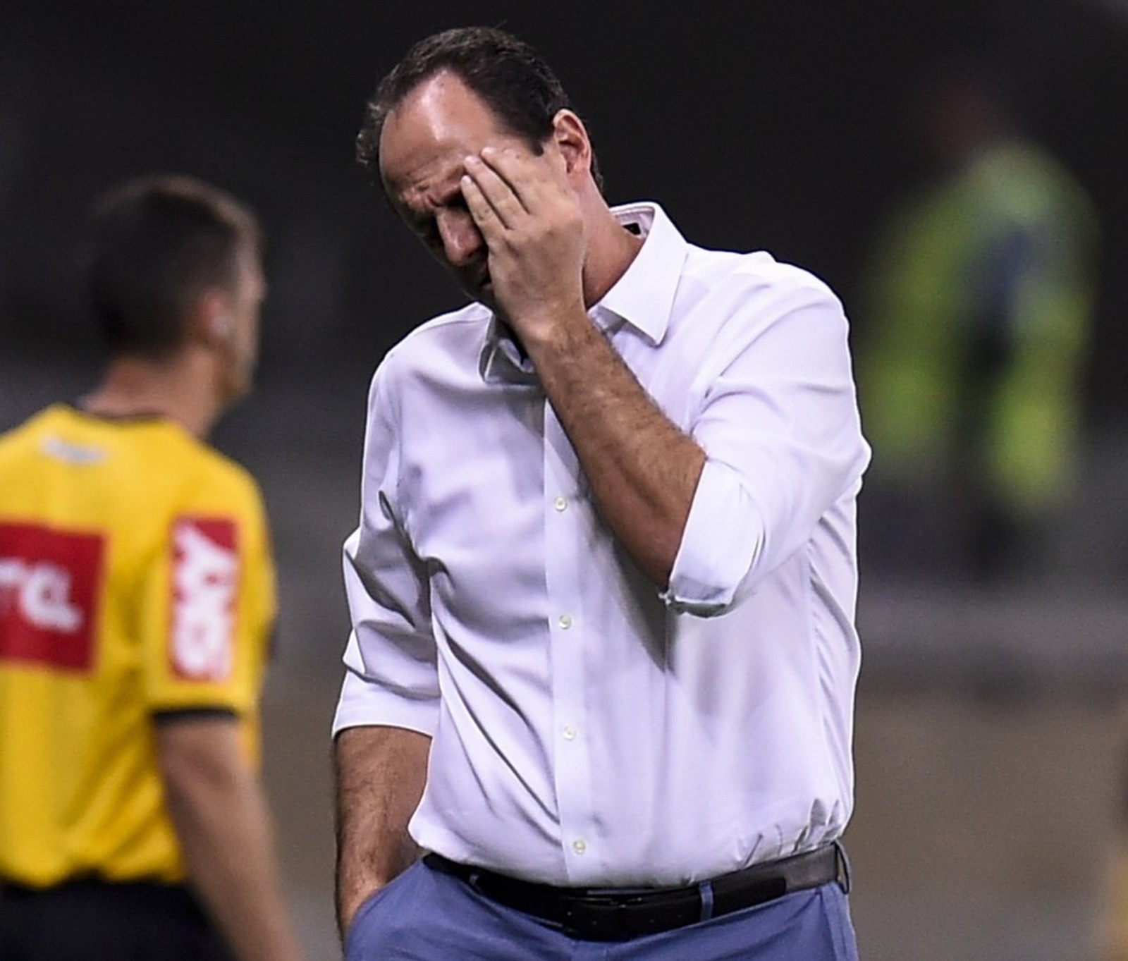 [OFF] Recém-contratado pelo Cruzeiro, Rogério Ceni tem reunião com o clube para acertar sua saída
