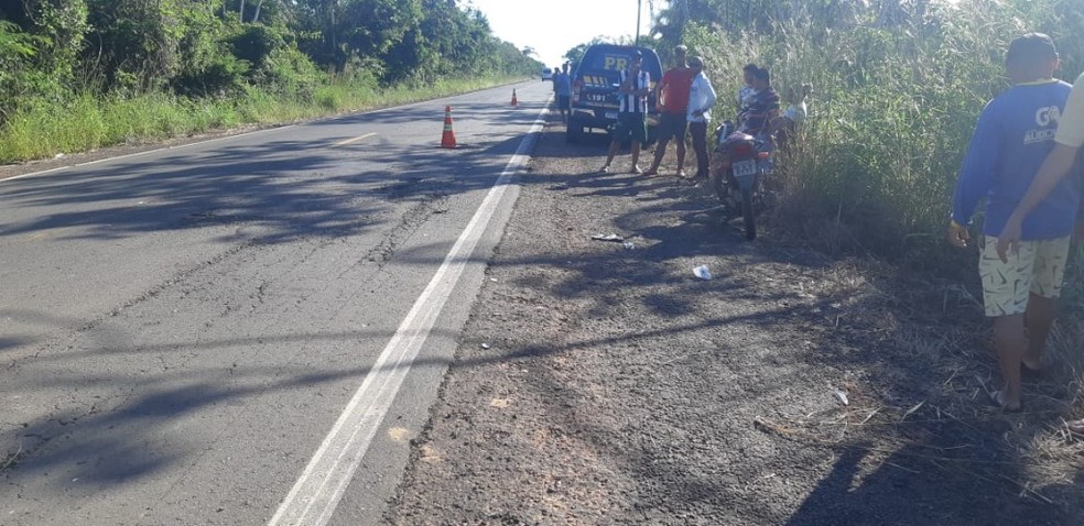 Motociclista  estava seguindo pela BR-226 em sentido as cidades de Timon e Presidente Dutra. — Foto: Divulgação/ Polícia Rodoviária Federal (PRF)
