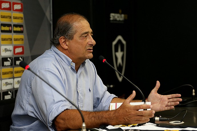 Sérgio Landau, diretor executivo do Botafogo (Foto: Satiro Sodré / AGIF)