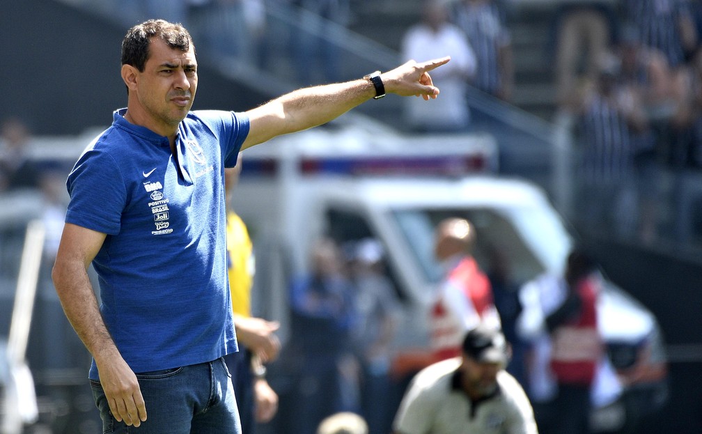 Carille afirma que ainda não abriu mão do título brasileiro: 