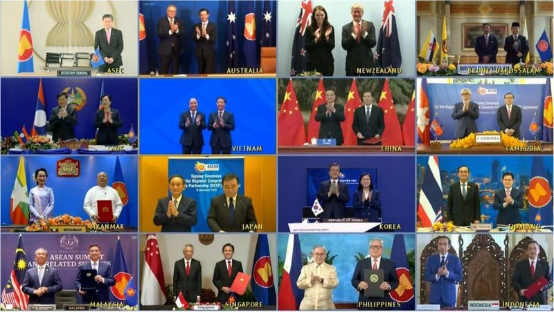 Pacto comercial é formado por 15 países; líderes dos países membros do RCEP posam para a foto da cúpula virtual (Foto: VNA via BBC News)