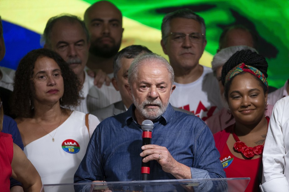 Lula discursa em São Paulo após ser eleito presidente da República
