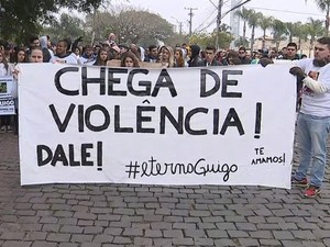 protesto humaitá porto alegre rs (Foto: Reproduçãp/RBS TV)